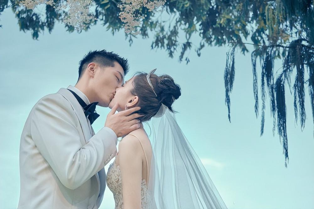 网球运动员营救